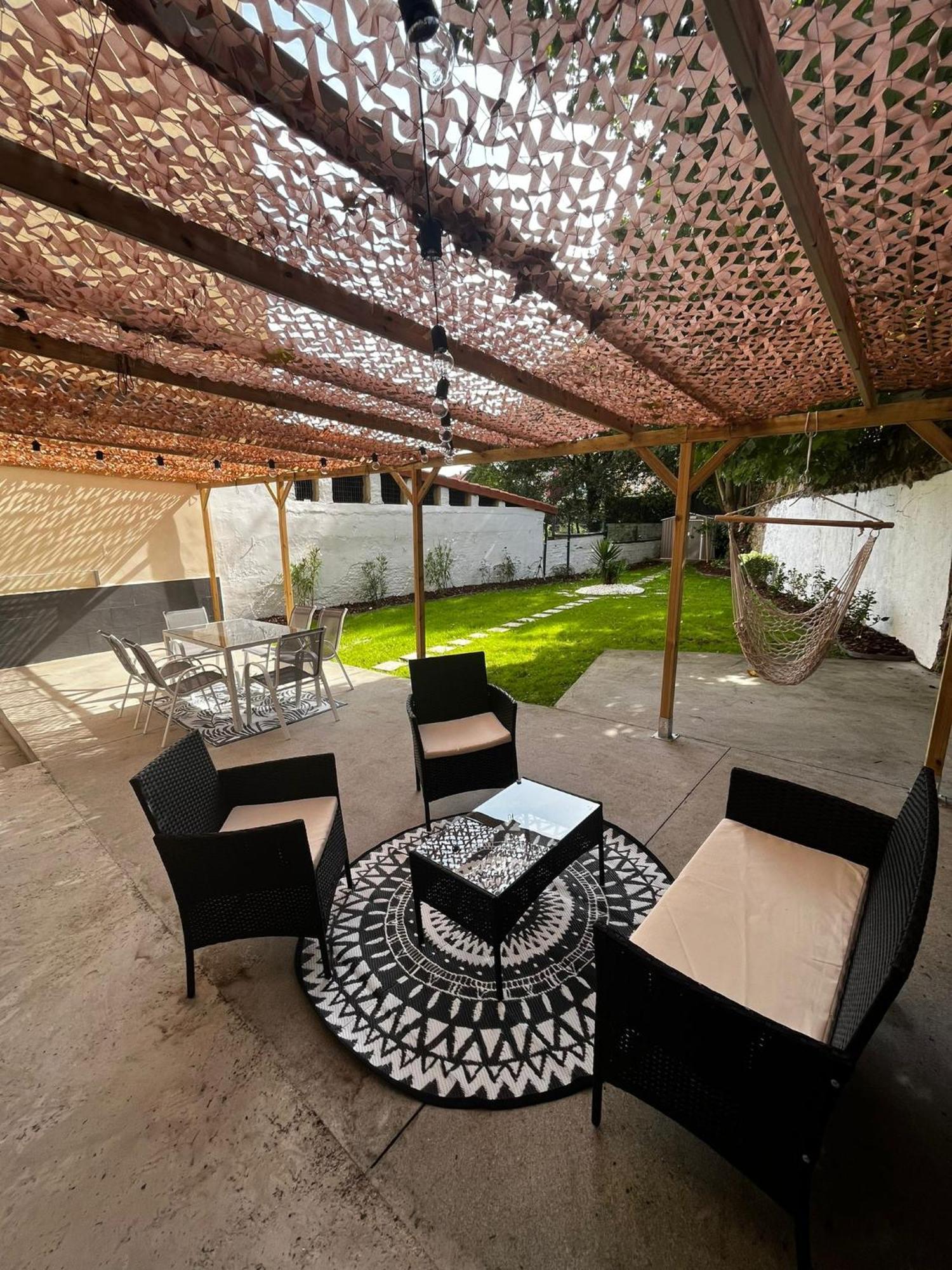 Apartamento Jardin En El Centro Catedral Oviedo Exterior foto